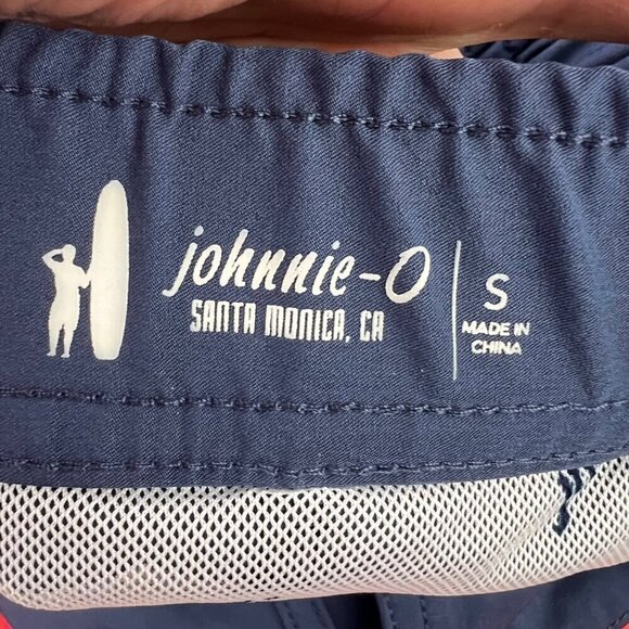 Johnnie-O Tully Half Elastic 7" Surf Shorts Size Small Scalloped Hem - Picture 11 of 11